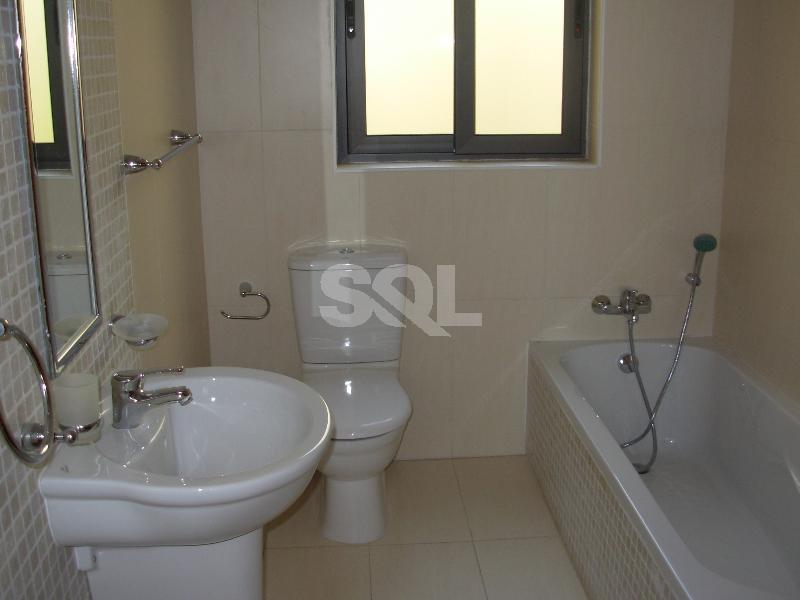 Penthouse in St. Paul's Bay To Rent