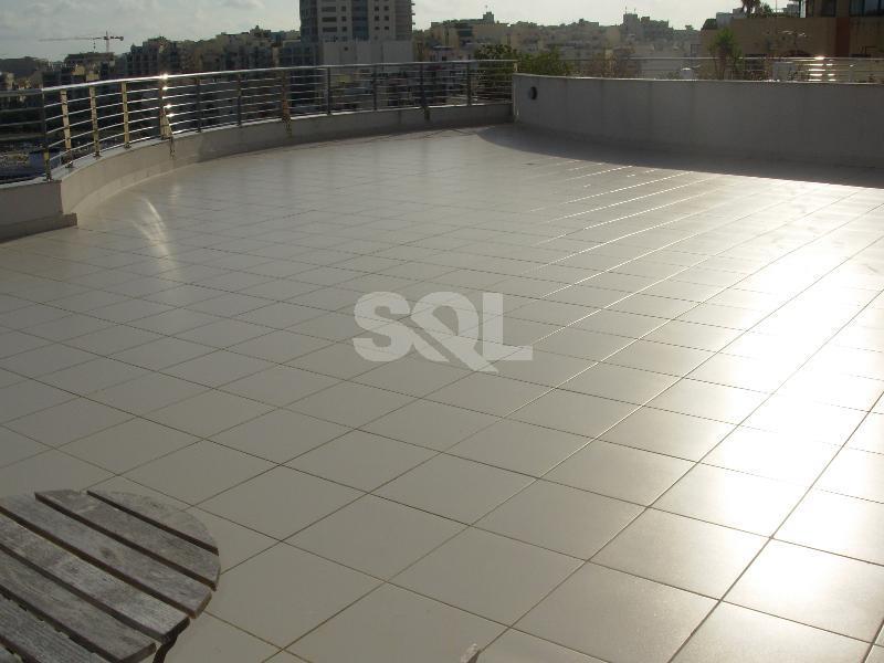 Penthouse in St. Paul's Bay To Rent