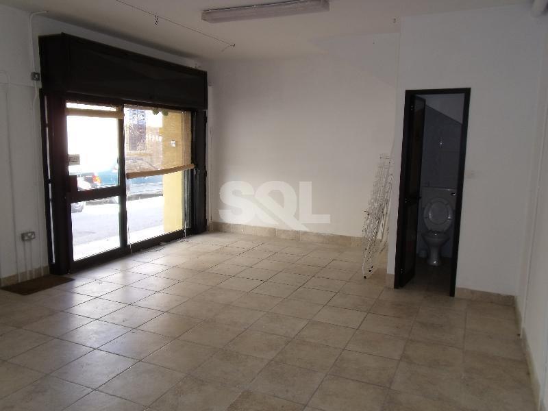 Retail/Catering in Mosta To Rent