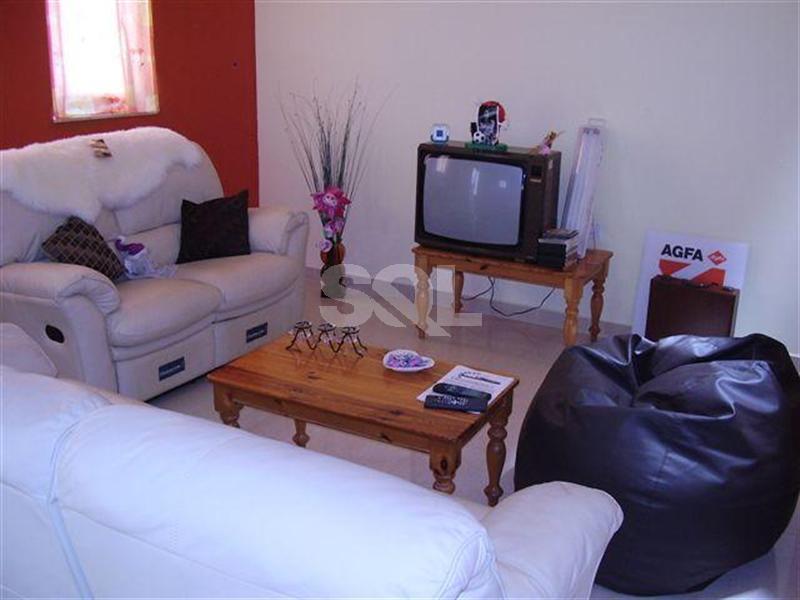 Terraced House in Mellieha To Rent