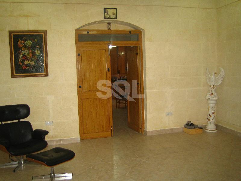 Farmhouse in Dingli For Sale