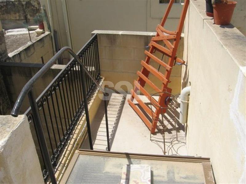 House of Character in Mosta To Rent