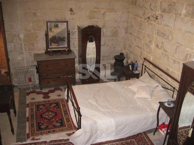 House of Character in Mosta To Rent
