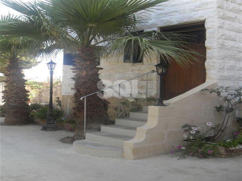 Maisonette in Ta' L-Ibrag To Rent
