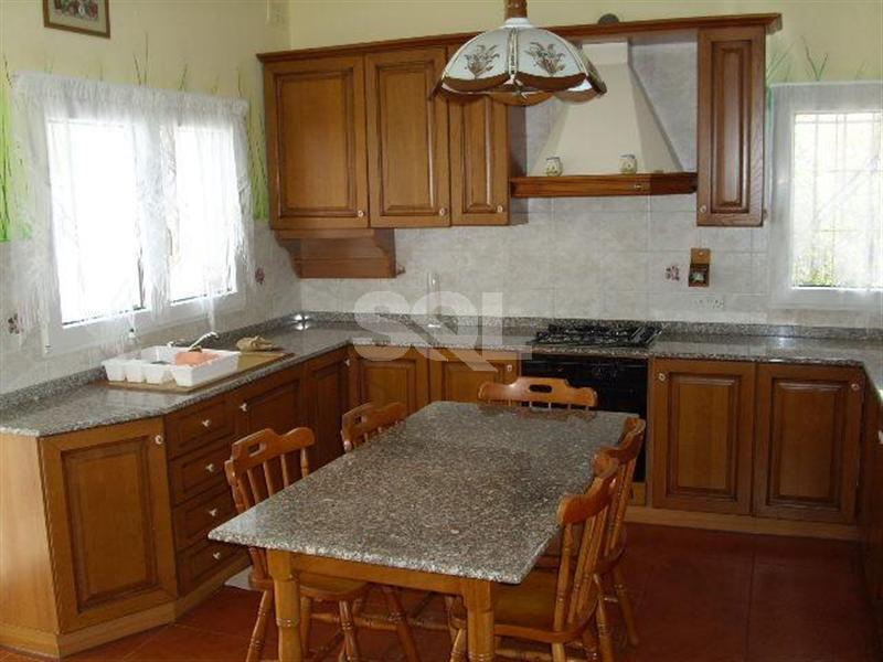 Maisonette in Bidnija To Rent