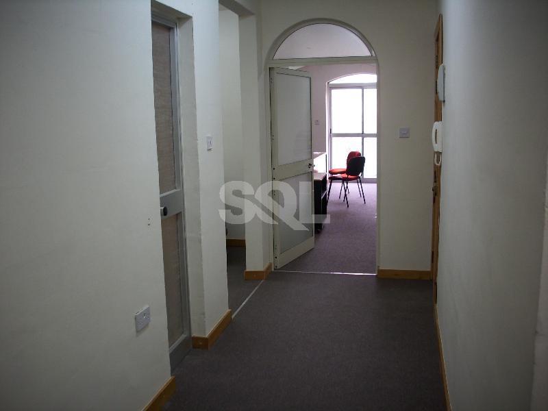 Office in Ta' Xbiex To Rent