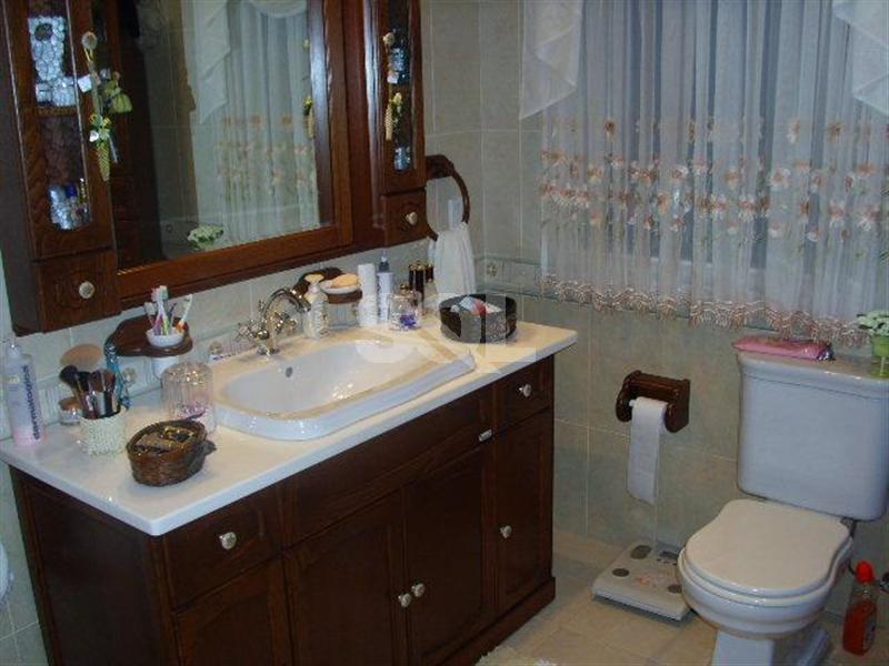 Bungalow in Bahar ic-Caghaq To Rent