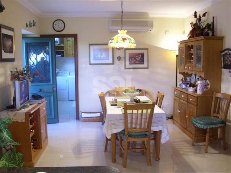 Bungalow in Bahar ic-Caghaq To Rent