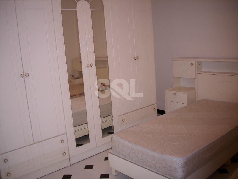 Bungalow in Birzebbuga To Rent