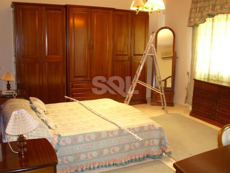 Bungalow in Rabat To Rent