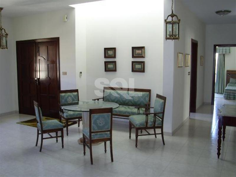 Bungalow in Rabat To Rent