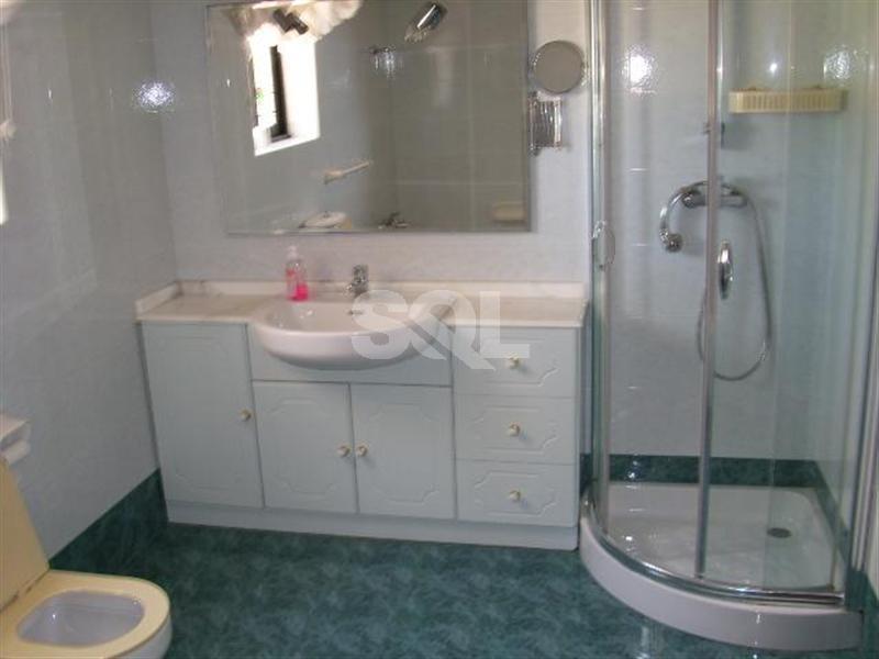 Bungalow in Rabat To Rent