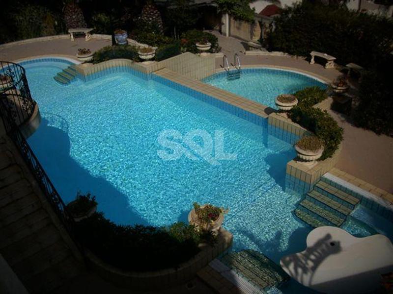 Villa in Madliena To Rent