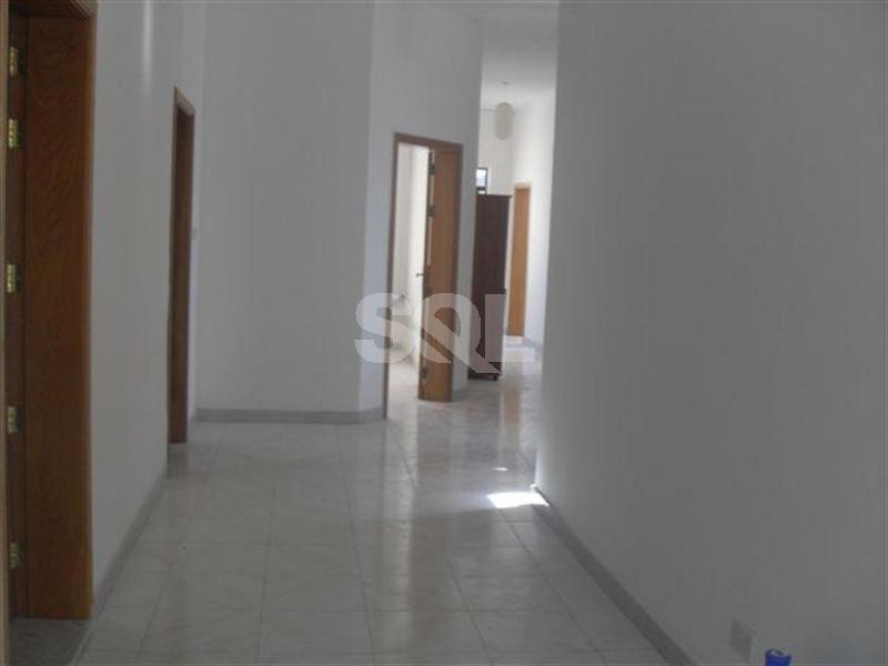 Penthouse in Sliema To Rent