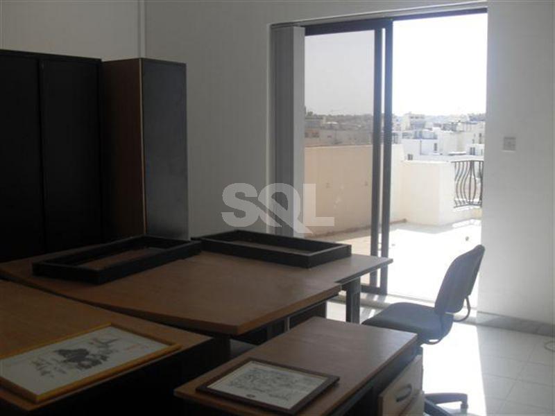 Penthouse in Sliema To Rent