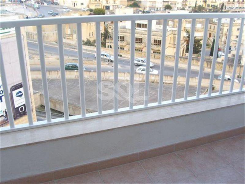 Penthouse in Msida To Rent