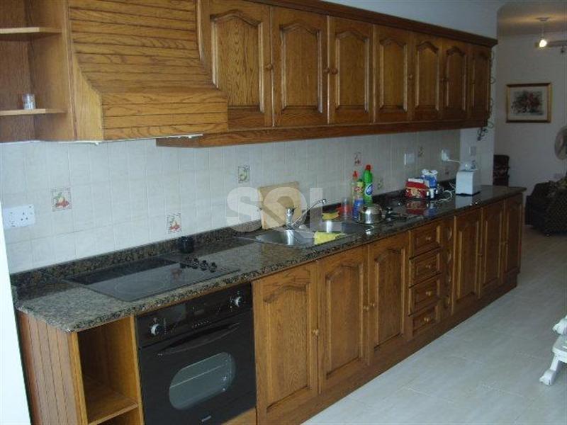 Penthouse in Qawra To Rent