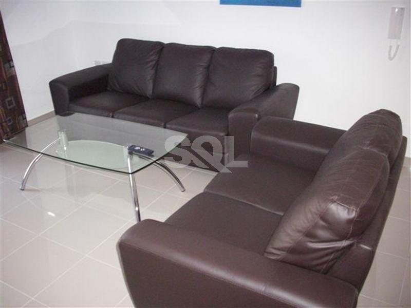 Penthouse in Attard To Rent