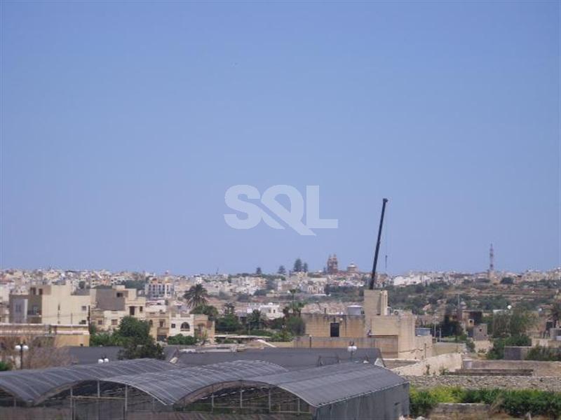 Penthouse in Attard To Rent