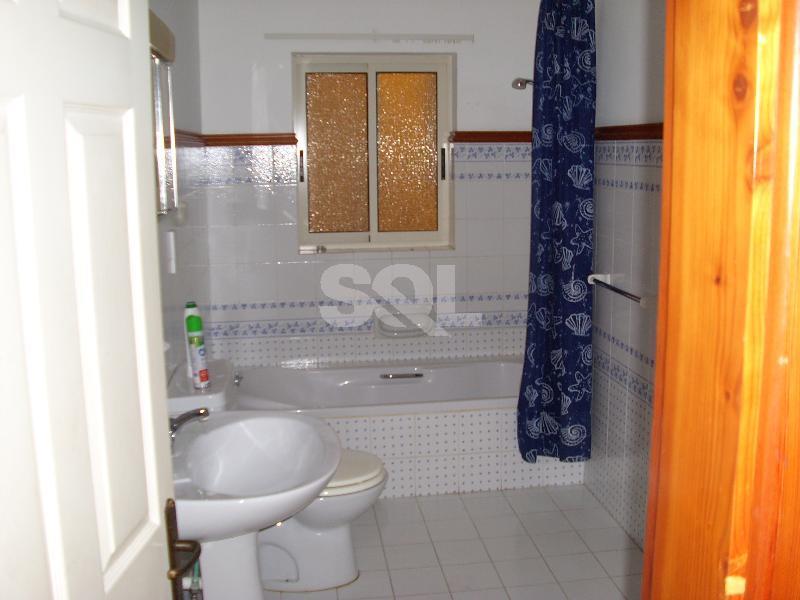 Apartment in Mizieb To Rent