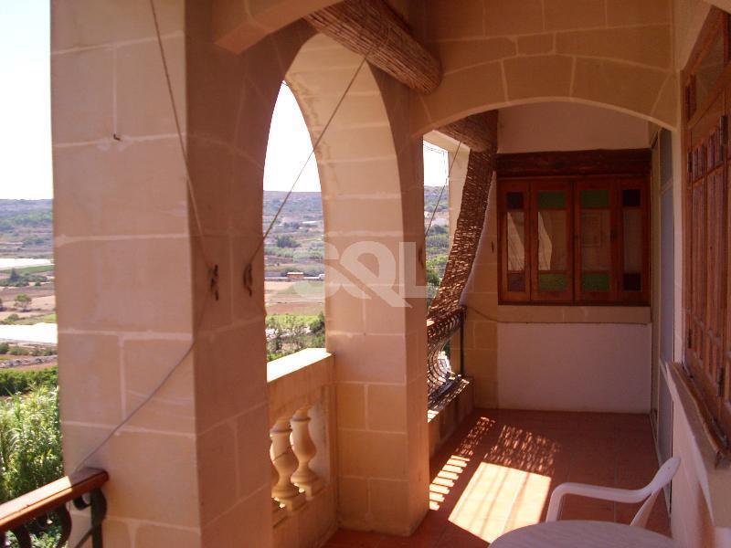 Apartment in Mizieb To Rent