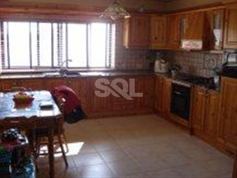 Apartment in Qawra To Rent