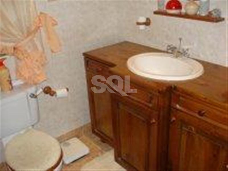 Apartment in Qawra To Rent