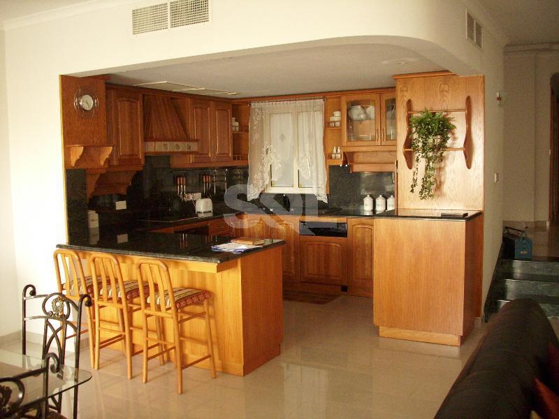 Apartment in Portomaso To Rent
