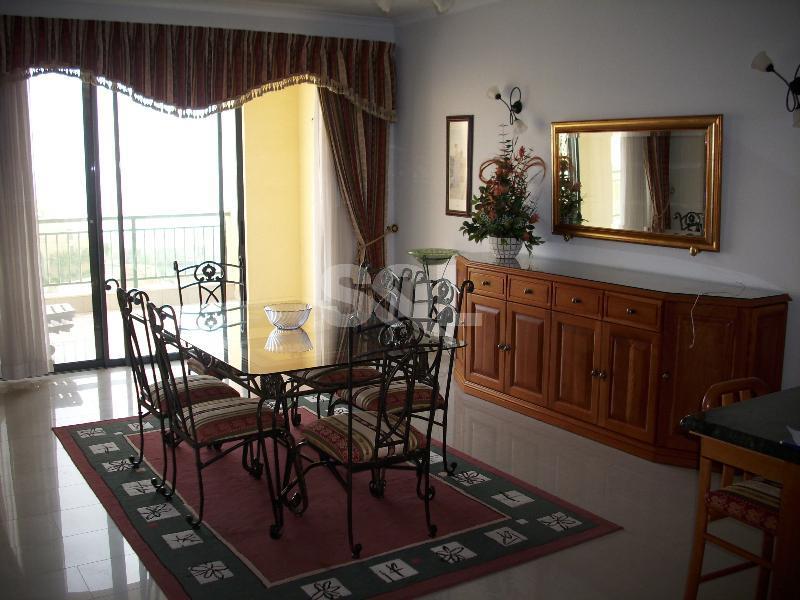 Apartment in Portomaso To Rent