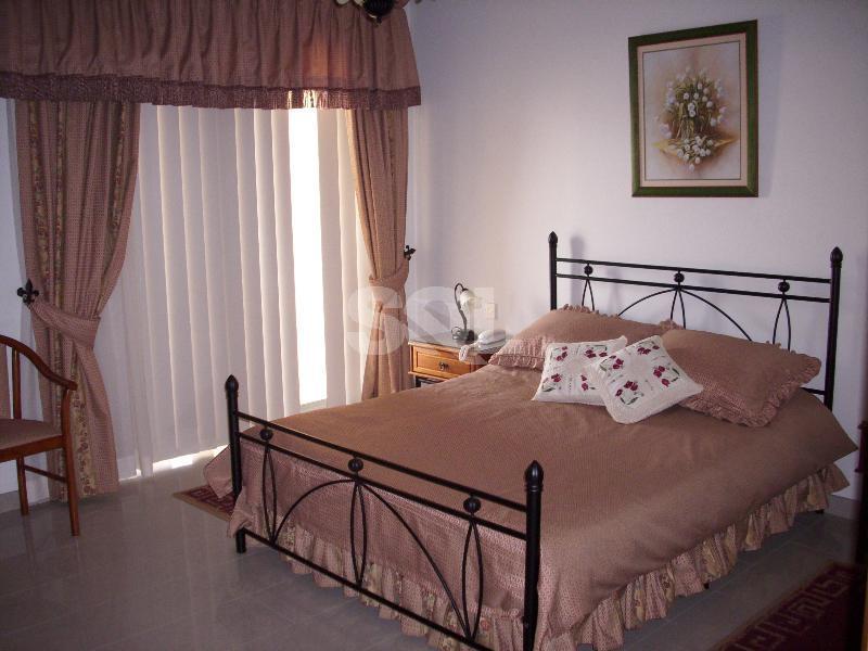 Apartment in Portomaso To Rent