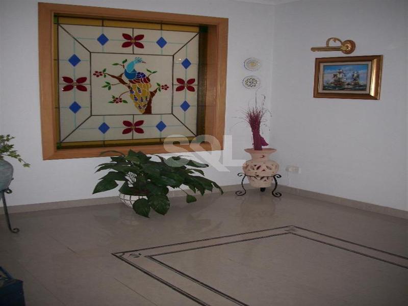 Apartment in Portomaso To Rent