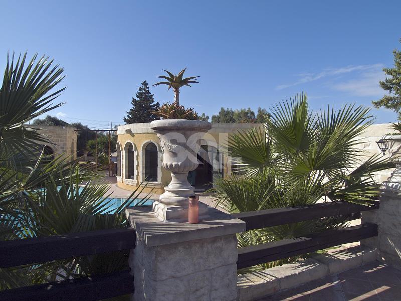 Bungalow in Bidnija To Rent