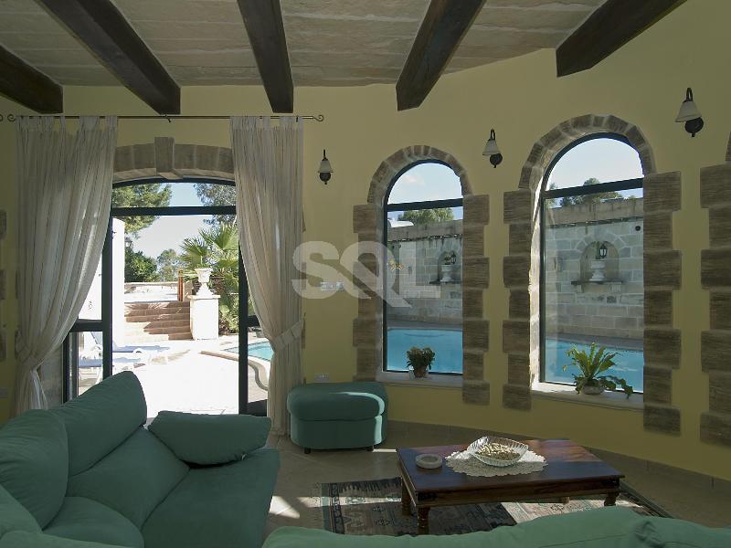 Bungalow in Bidnija To Rent