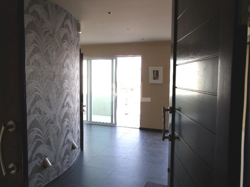 Penthouse in Ta' Xbiex To Rent