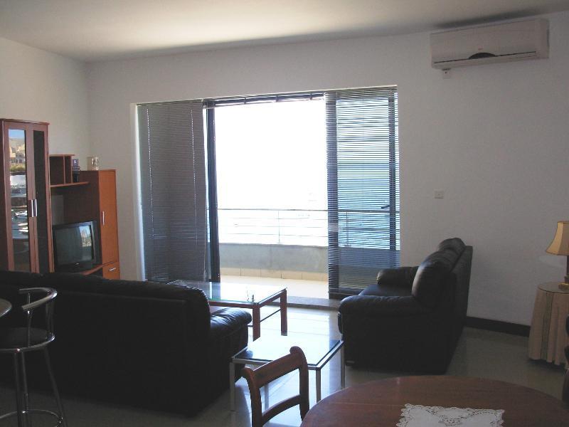Apartment in St. Paul's Bay To Rent