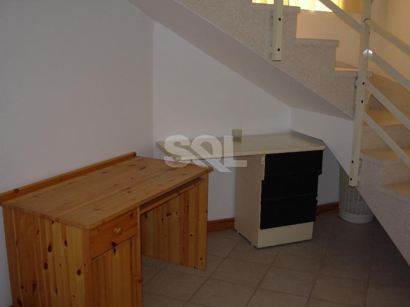 Penthouse in Ta' L-Ibrag To Rent