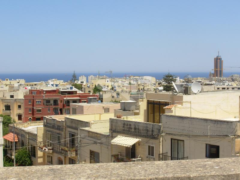 Penthouse in Ta' L-Ibrag To Rent
