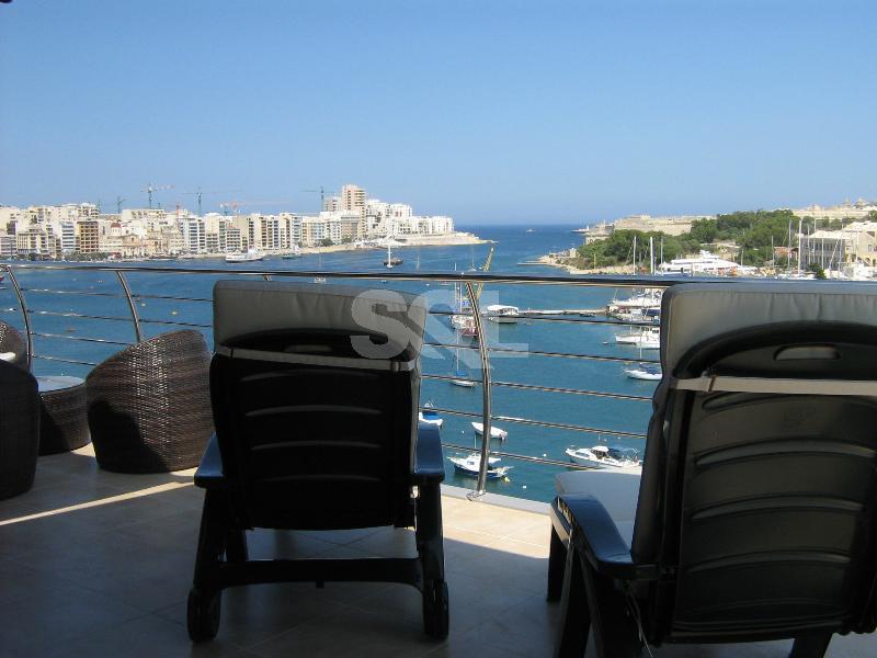 Penthouse in Sliema To Rent