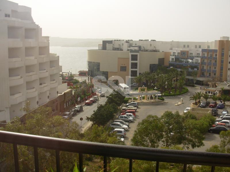 Apartment in Qawra To Rent