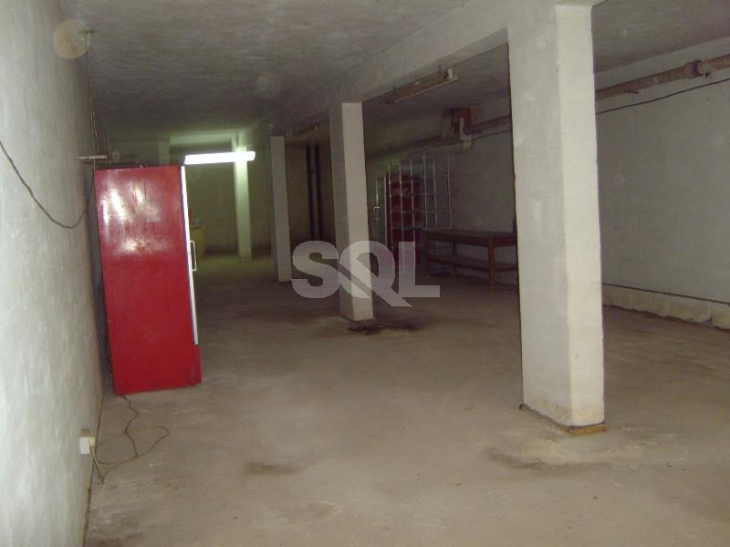 Retail/Catering in Zabbar To Rent