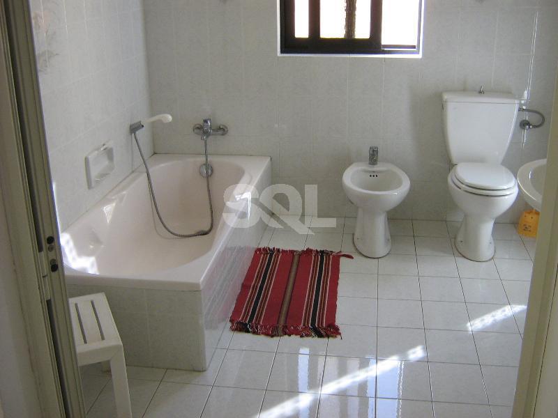 Terraced House in Mellieha To Rent