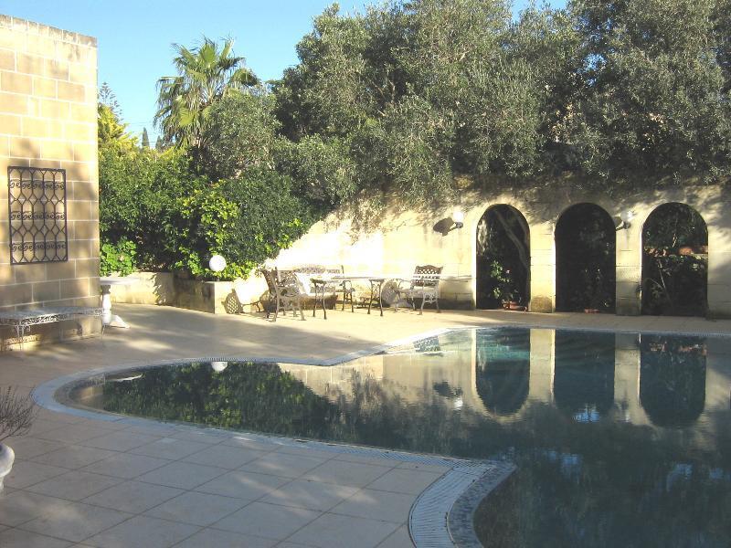 Bungalow in San Pawl Tat-Targa To Rent