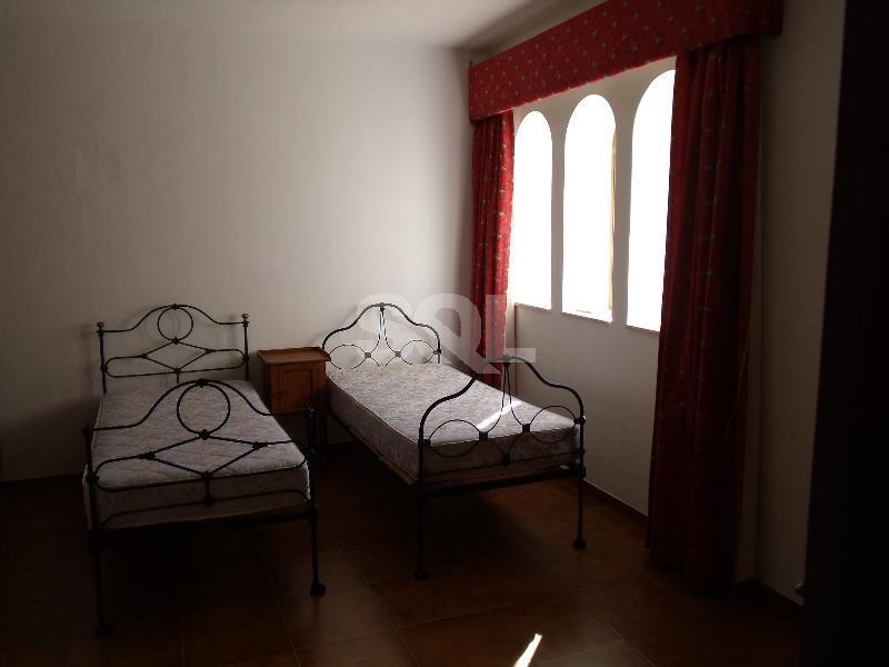 Bungalow in San Pawl Tat-Targa To Rent