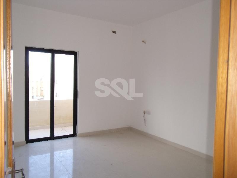 Penthouse in Bugibba To Rent