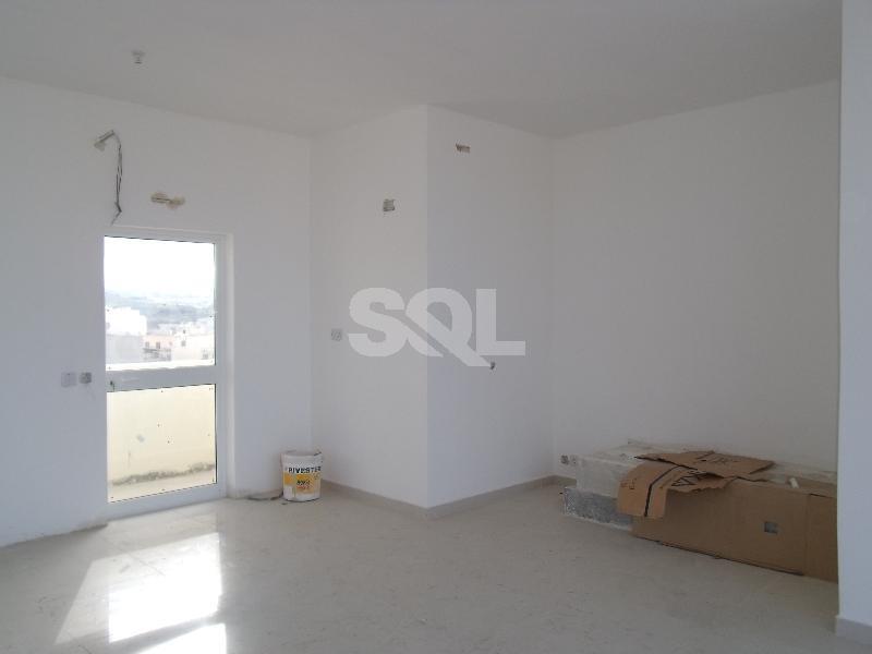 Penthouse in Bugibba To Rent