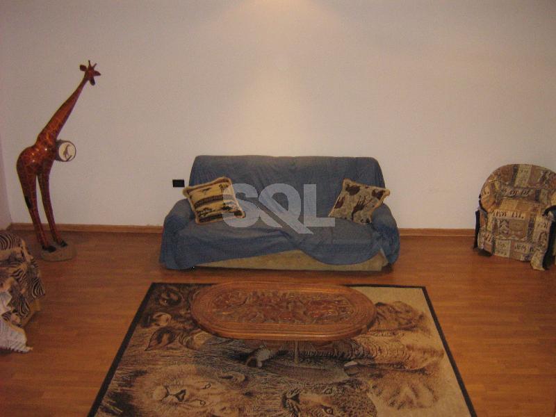 Terraced House in Marsascala To Rent