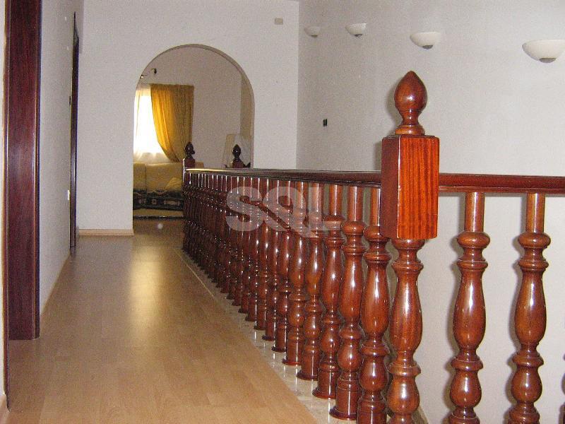 Terraced House in Marsascala To Rent