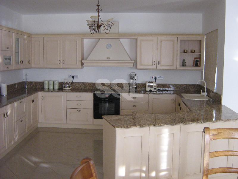 Penthouse in Mellieha To Rent