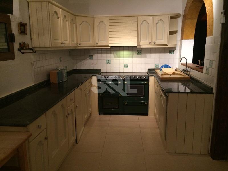 Farmhouse in Maghtab To Rent