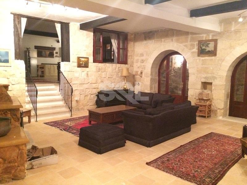 Farmhouse in Maghtab To Rent